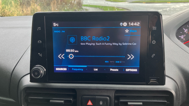 Peugeot Partner Standard Diesel 1000 1.5 BlueHDi 100 Professional Premium + Van